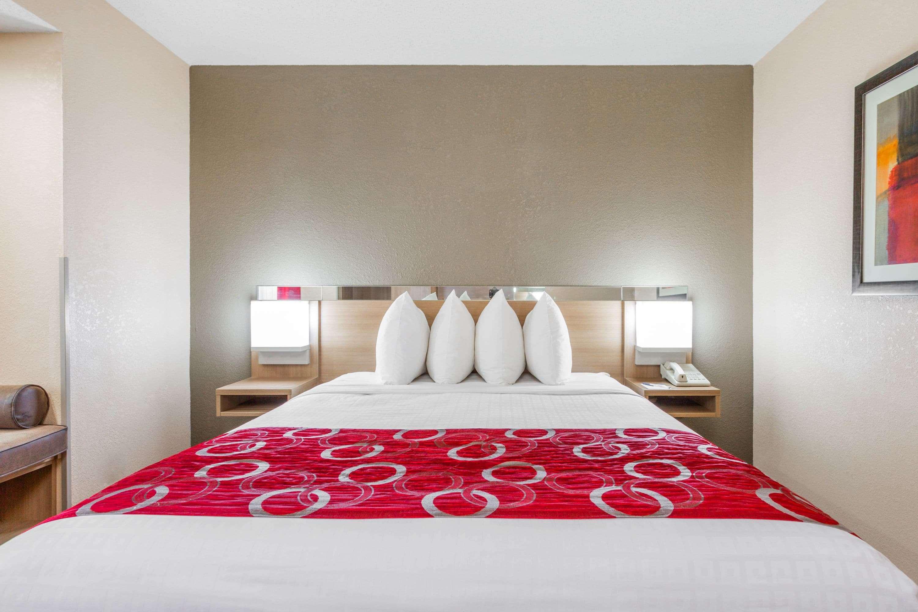 Microtel Inn & Suites By Wyndham Charleston Bagian luar foto